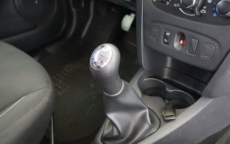 Renault Sandero II рестайлинг, 2018 год, 999 000 рублей, 10 фотография