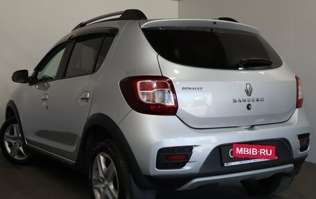 Renault Sandero II рестайлинг, 2018 год, 999 000 рублей, 4 фотография