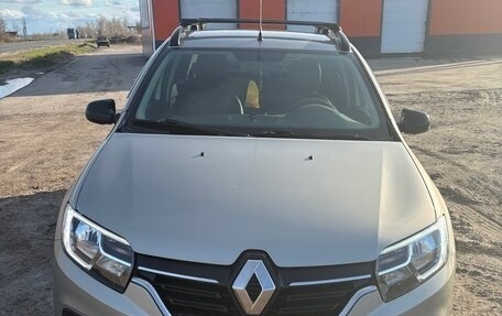 Renault Logan II, 2019 год, 802 000 рублей, 2 фотография