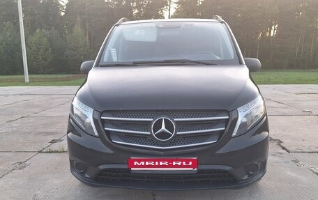 Mercedes-Benz Vito, 2020 год, 3 850 000 рублей, 2 фотография