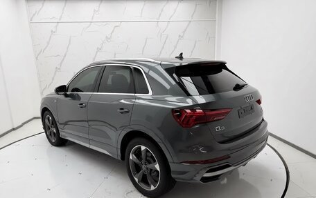 Audi Q3, 2022 год, 2 210 000 рублей, 4 фотография