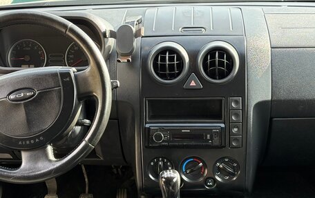 Ford Fusion I, 2005 год, 450 000 рублей, 12 фотография