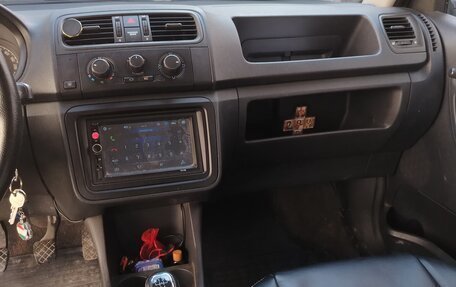 Skoda Fabia II, 2008 год, 450 000 рублей, 6 фотография