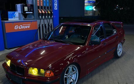 BMW 3 серия, 1992 год, 300 000 рублей, 4 фотография