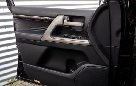 Toyota Land Cruiser 200, 2011 год, 2 895 000 рублей, 12 фотография
