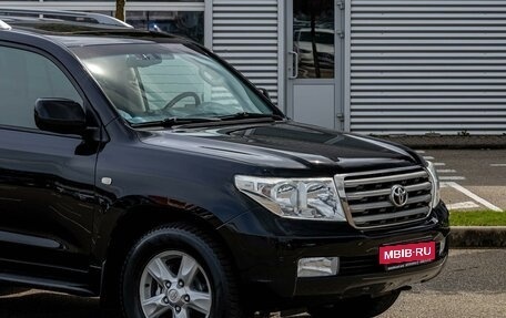 Toyota Land Cruiser 200, 2011 год, 2 895 000 рублей, 8 фотография