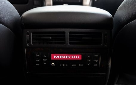 Toyota Land Cruiser 200, 2011 год, 2 895 000 рублей, 16 фотография