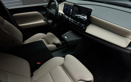 Volvo XC70, 2025 год, 6 450 000 рублей, 12 фотография