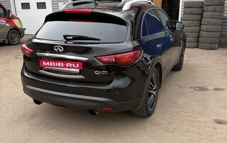Infiniti QX70, 2014 год, 2 200 000 рублей, 3 фотография