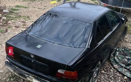 BMW 3 серия, 1993 год, 70 000 рублей, 3 фотография