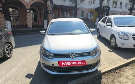 Volkswagen Polo VI (EU Market), 2012 год, 650 000 рублей, 3 фотография