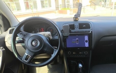 Volkswagen Polo VI (EU Market), 2012 год, 650 000 рублей, 4 фотография