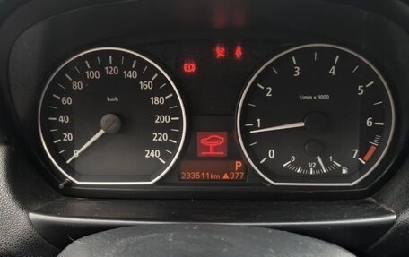 BMW 1 серия, 2005 год, 550 000 рублей, 6 фотография