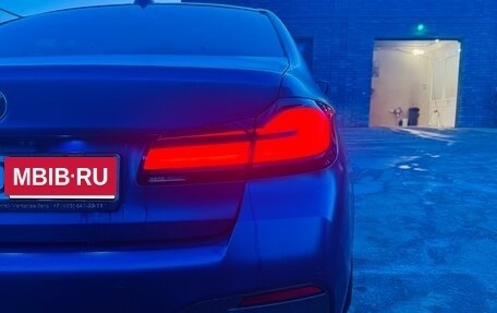 BMW 5 серия, 2021 год, 5 300 000 рублей, 5 фотография