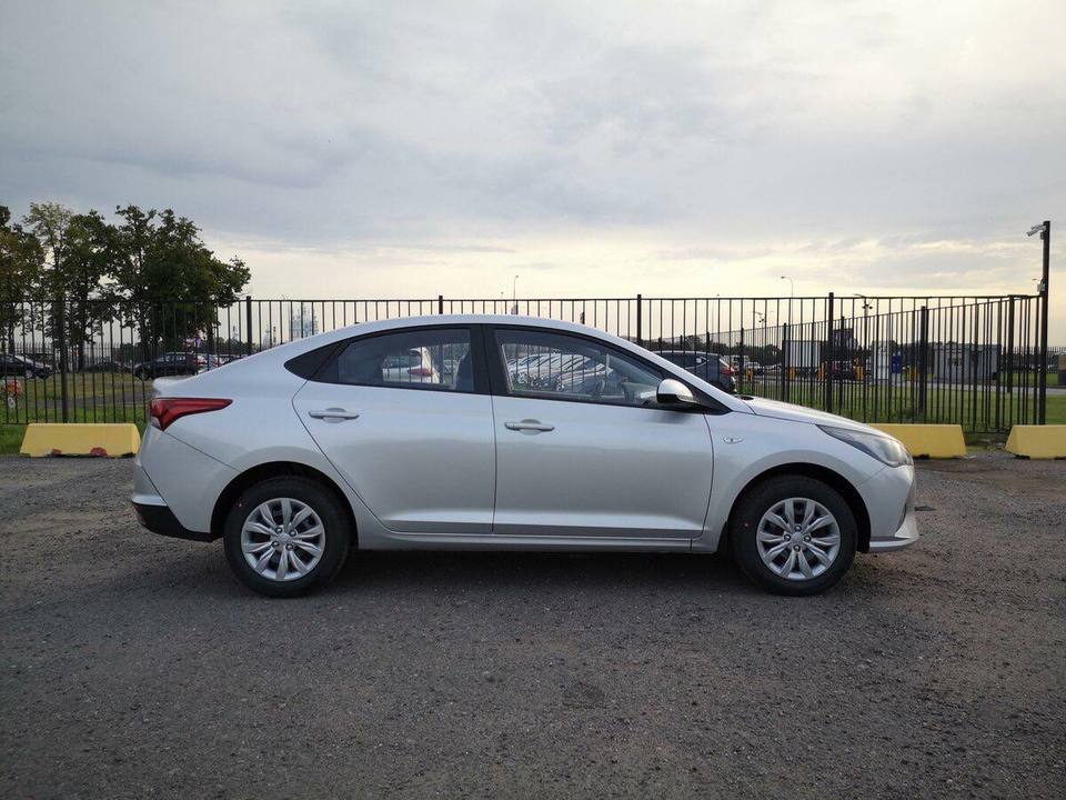 Hyundai Solaris II рестайлинг, 2022 год, 590 000 рублей, 8 фотография
