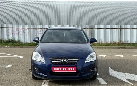 KIA cee'd I рестайлинг, 2008 год, 670 000 рублей, 1 фотография