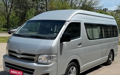 Toyota HiAce H200, 2010 год, 2 250 000 рублей, 1 фотография