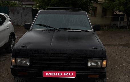 Nissan Terrano II рестайлинг, 1989 год, 430 000 рублей, 11 фотография