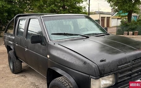 Nissan Terrano II рестайлинг, 1989 год, 430 000 рублей, 5 фотография