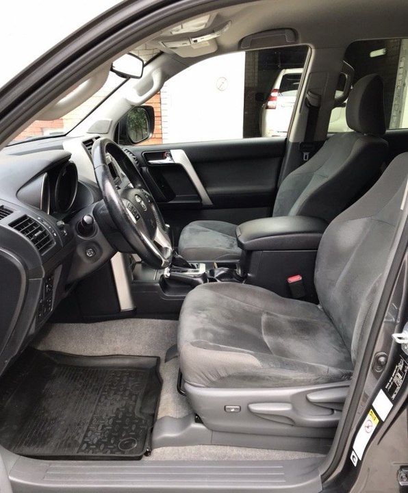 Toyota Land Cruiser Prado 150, 2012 год, 900 000 рублей, 9 фотография
