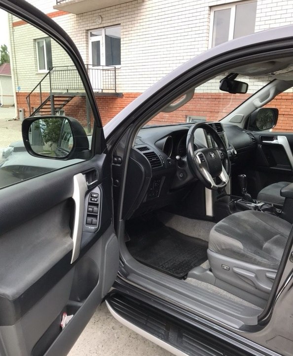 Toyota Land Cruiser Prado 150, 2012 год, 900 000 рублей, 7 фотография