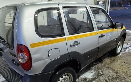 Chevrolet Niva I рестайлинг, 2010 год, 330 000 рублей, 5 фотография