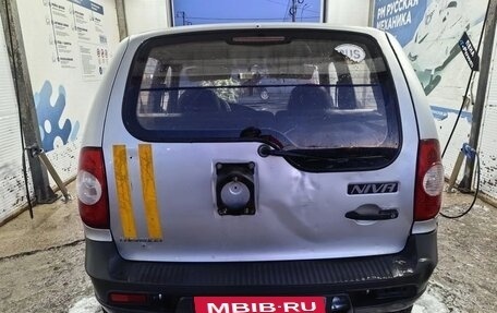 Chevrolet Niva I рестайлинг, 2010 год, 330 000 рублей, 6 фотография
