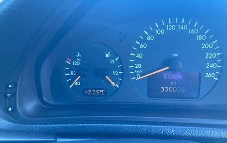 Mercedes-Benz CLK-Класс, 2000 год, 430 000 рублей, 10 фотография