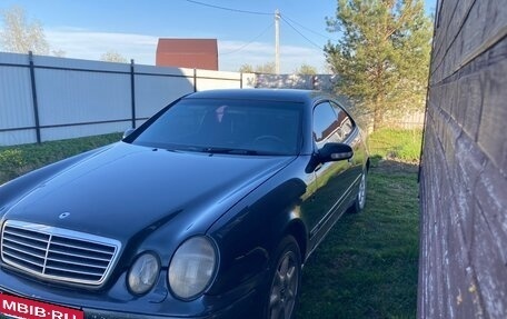 Mercedes-Benz CLK-Класс, 2000 год, 430 000 рублей, 4 фотография
