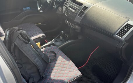 Mitsubishi Outlander III рестайлинг 3, 2011 год, 1 100 000 рублей, 14 фотография