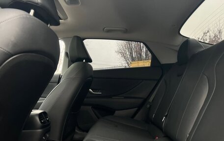 Hyundai Elantra, 2022 год, 1 640 000 рублей, 16 фотография