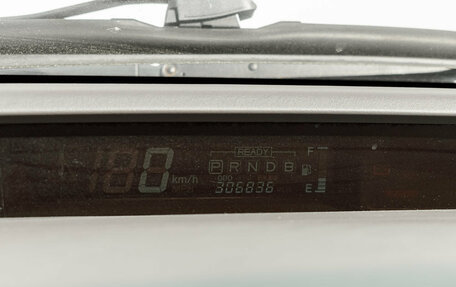 Toyota Prius IV XW50, 2002 год, 390 000 рублей, 14 фотография