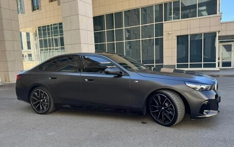 BMW 5 серия, 2026 год, 6 280 000 рублей, 4 фотография