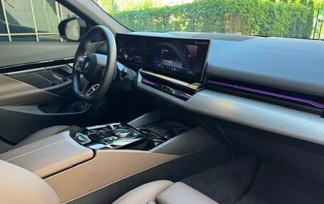 BMW 5 серия, 2026 год, 6 280 000 рублей, 9 фотография
