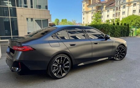 BMW 5 серия, 2026 год, 6 280 000 рублей, 8 фотография