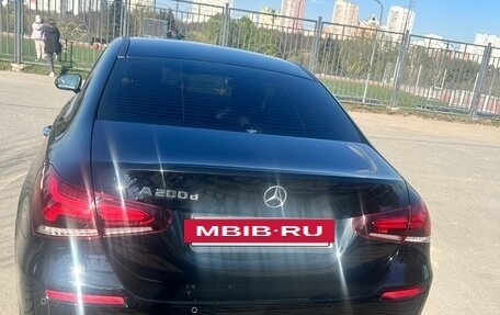 Mercedes-Benz A-Класс, 2021 год, 3 400 000 рублей, 10 фотография