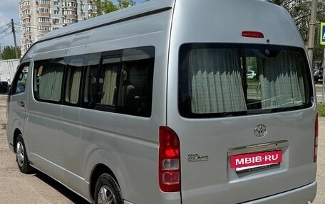 Toyota HiAce H200, 2010 год, 2 250 000 рублей, 5 фотография