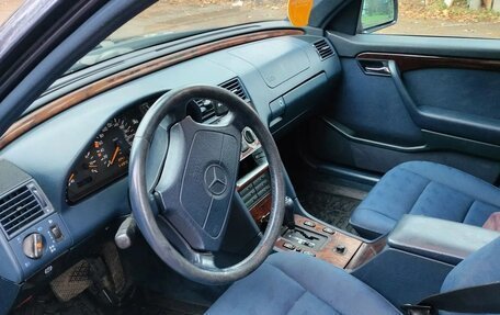 Mercedes-Benz C-Класс, 1994 год, 350 000 рублей, 7 фотография