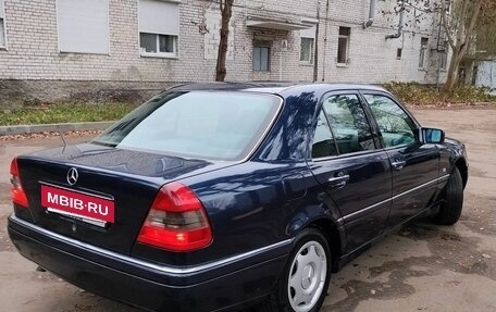 Mercedes-Benz C-Класс, 1994 год, 350 000 рублей, 4 фотография