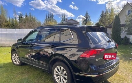 Volkswagen Tiguan II, 2019 год, 3 060 000 рублей, 3 фотография