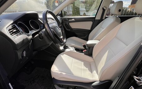 Volkswagen Tiguan II, 2019 год, 3 060 000 рублей, 10 фотография