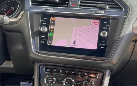Volkswagen Tiguan II, 2019 год, 3 060 000 рублей, 16 фотография