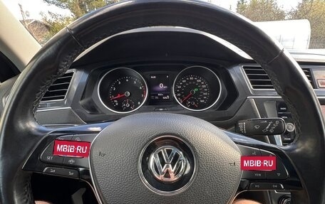 Volkswagen Tiguan II, 2019 год, 3 060 000 рублей, 12 фотография