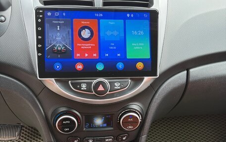 Hyundai Solaris II рестайлинг, 2016 год, 1 000 000 рублей, 11 фотография