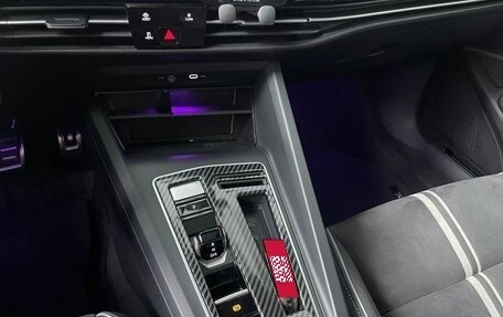 Volkswagen Golf VIII, 2021 год, 2 040 000 рублей, 14 фотография