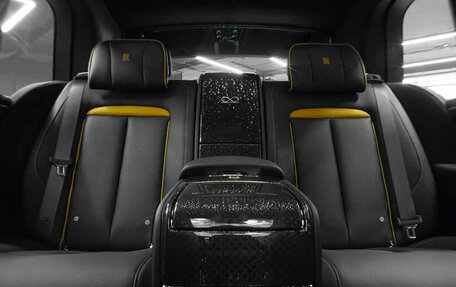 Rolls-Royce Cullinan, 2025 год, 67 000 000 рублей, 10 фотография