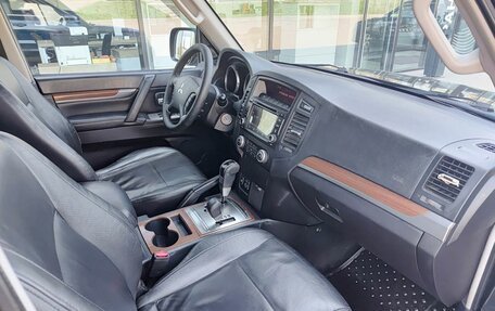 Mitsubishi Pajero IV, 2008 год, 1 355 000 рублей, 13 фотография