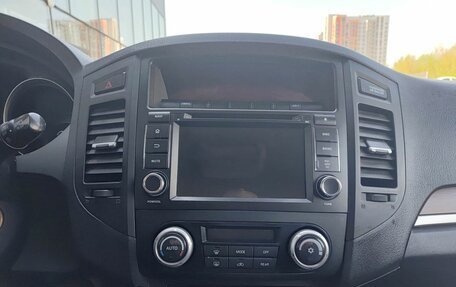 Mitsubishi Pajero IV, 2008 год, 1 355 000 рублей, 18 фотография