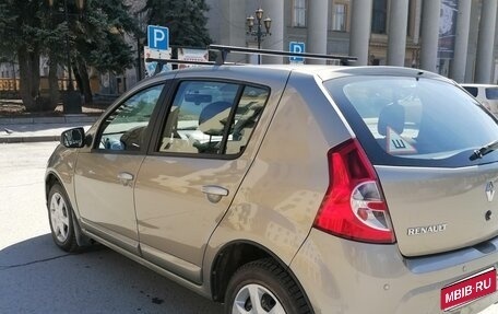 Renault Sandero I, 2010 год, 650 000 рублей, 1 фотография