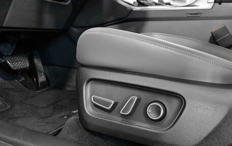 Toyota RAV4, 2026 год, 4 599 000 рублей, 14 фотография